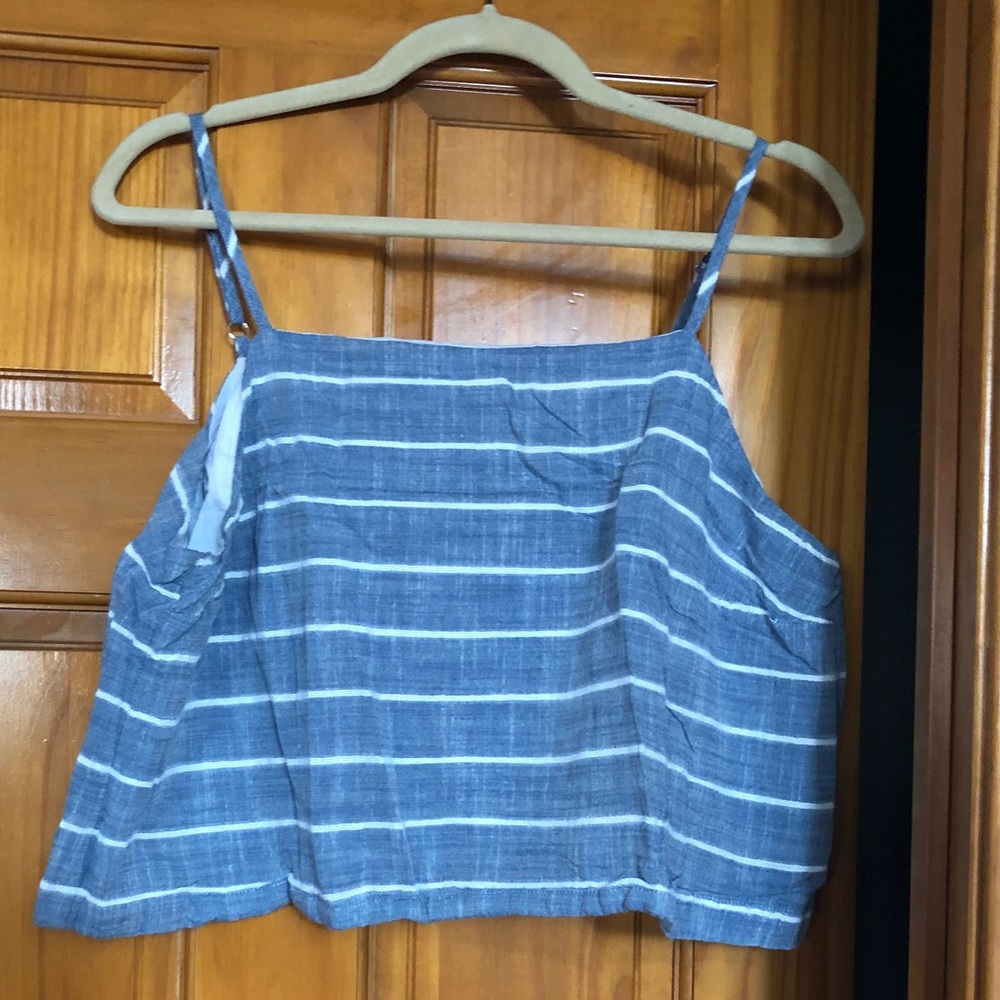Universal Thread Cute Denim Crop Top Size LG